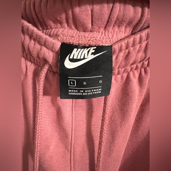 Nike Soft Brushed Fleece Sweatpant - Picture 4 of 4